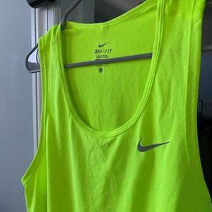Nike tanktop neon yellow size large